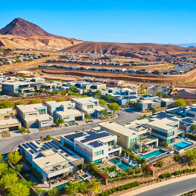 Modern Nevada residential community with pool and mountain backdrop – DSCR investment loans